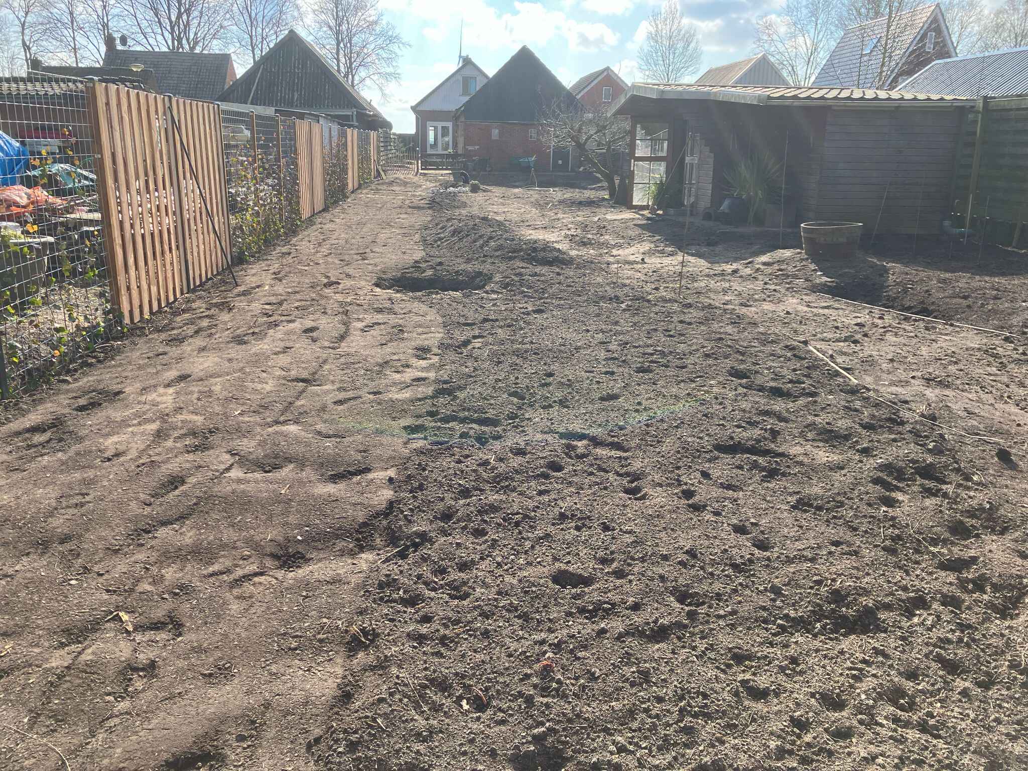 Compost ingefreesd, begonnen met walsen.jpeg